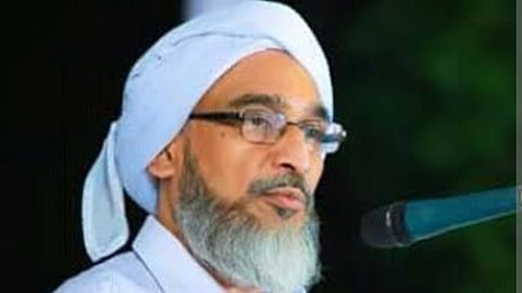 വെള്ളിയാഴ്ച ജുമ നിസ്‌കാരം ഒഴിവാക്കിയാലും വോട്ട് അവകാശം നിര്‍ബന്ധമായും വിനിയോഗിക്കണമെന്ന്  ജംഇയ്യത്തുല്‍ ഉലമാ ജനറല്‍ സെക്രട്ടറി നജീബ് മൗലവി