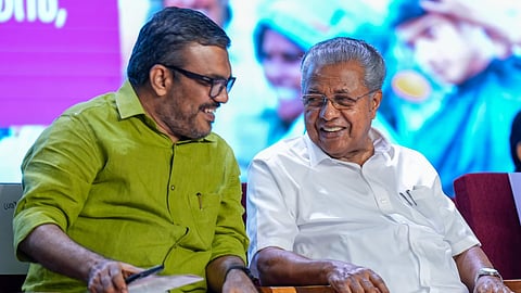 മന്ത്രി എംബി രാജേഷും മുഖ്യമന്ത്രിയും 