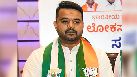 പ്രജ്വല്‍ രേവണ്ണയ്‌ക്കെതിരെ ലുക്കൗട്ട് നോട്ടീസ്