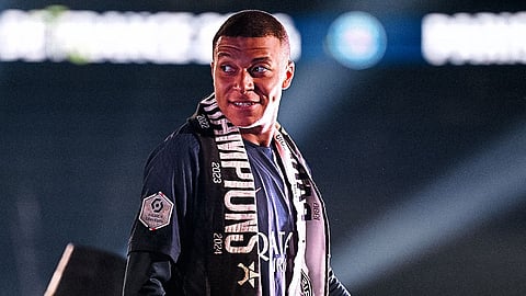 Mbappe gets booed