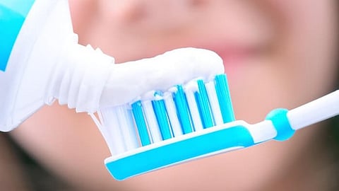 brushing teeth 