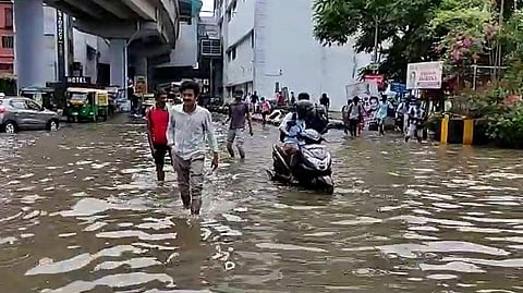 കൊച്ചിയിലെ വെള്ളക്കെട്ട്