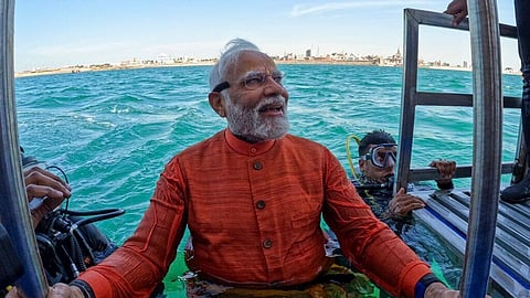 ‘ദൈവം നിയോഗിച്ച മോദി’;
ജനത്തെ വിശ്വസിച്ച് രാഹുല്‍:
ഈ തെരഞ്ഞെടുപ്പിലെ മറക്കരുതാത്ത ചില കാഴ്ചകള്‍