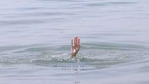 two drown in vamanapuram river
