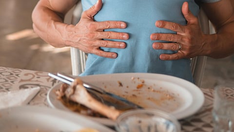 stomach pain after eating