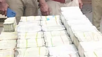  2 persons arrested
