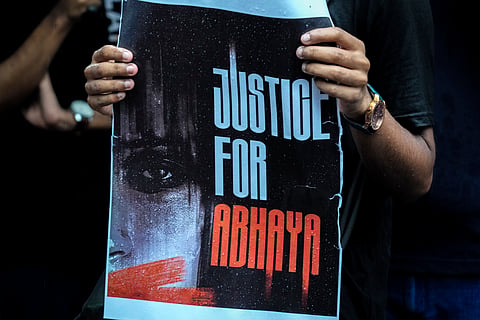 Kolkata rape-murder:SC raps West Bengal govt, questions delay in filing of FIR