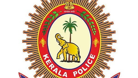 kerala police alert on  fraud website