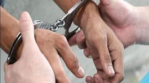 job scam- arrest