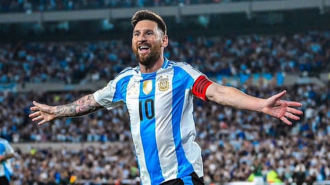  Lionel Messi 