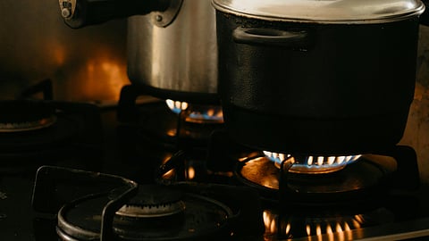 pressure cooker