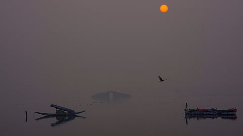 തൂമഞ്ഞ് പുതച്ച്.... തണുത്തുറഞ്ഞ്...