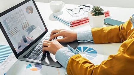 Accountant