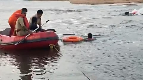 4 members of a family drowned