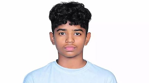 Suicide of student; No evidence of ragging