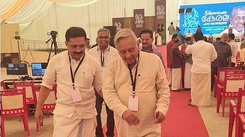 mani shankar aiyar Image 