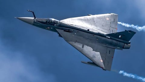 Fighter jet 