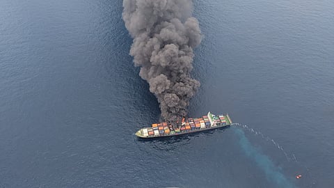Cargo ship fire: Intensive efforts to extinguish the fire on the ship
