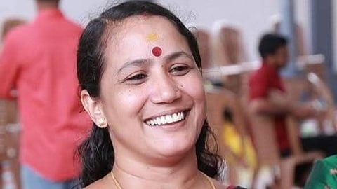 Sumalatha Mohandas becomes the first cpi woman district secretary 