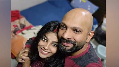Athulya, Satheesh