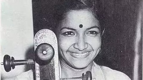 KS Chithra