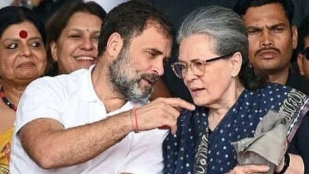  Rahul  gandhi, Sonia Gandhi