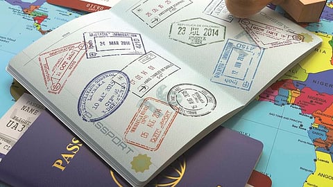 UAE visa grace period 2026 expired residency return deadline March 31 United Arab Emirates