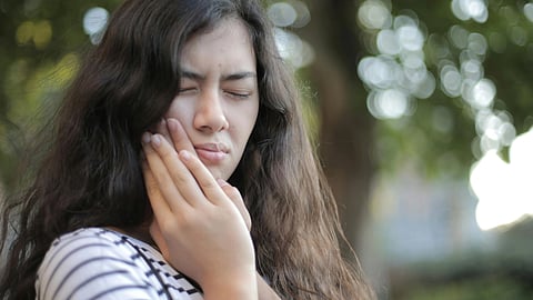 tooth ache 