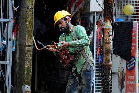 Image of KSEB workers