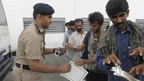 Oman police