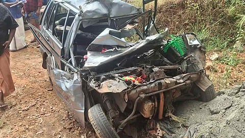 Car-KSRTC Bus Collision at Monippally kottayam 