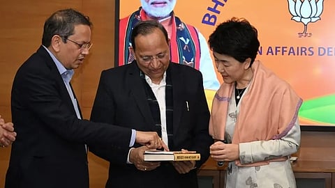 cpc delegation visits bjp office meets leaders 