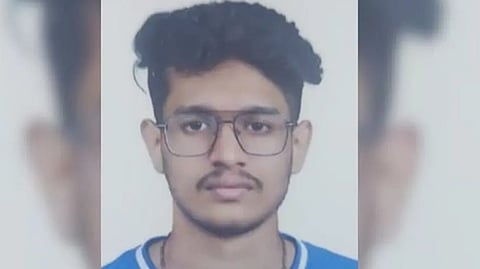 youth died and his mother was critically injured