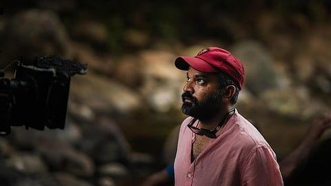  Anuraj Manohar