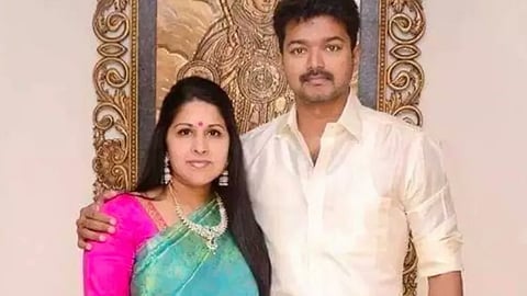 Vijay, Snageetha