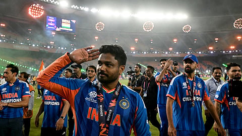 Fia Garments owner Nitin Babu awarded bonuses to employees following India's T20 victories