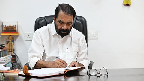  V Sivankutty