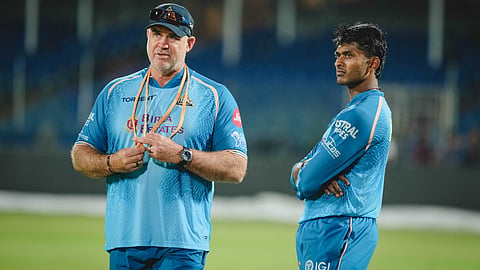 Matthew Hayden in traning session