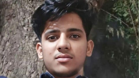  Rahul Meena