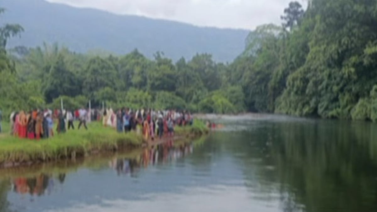 കോതമംഗലത്ത് ദാരുണാന്ത്യം: പുഴയില് കുളിക്കാനിറങ്ങിയ മൂന്ന് ഡെന്റല് വിദ്യാര്ത്ഥികള് മുങ്ങിമരിച്ചു