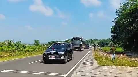 Chief Minister's black Innova car is being replaced; Satheesan requested a white Innova Crysta