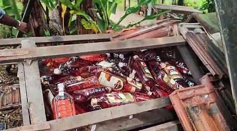 43 liters of foreign liquor seized in pathanamthitta