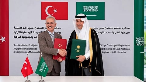Saudi Arabia, Türkiye sign railway deal
