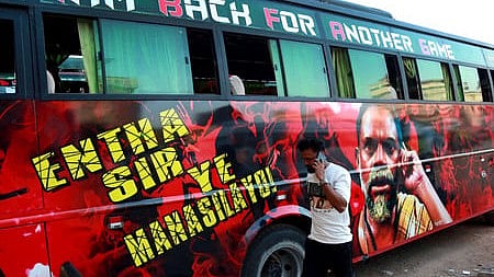 tourist bus 
