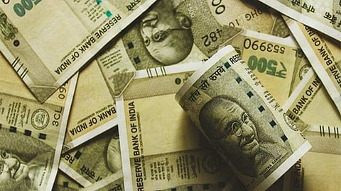 Indian rupee, Pakistani rupee and Philippine peso stay soft, lifting dirham value for expats