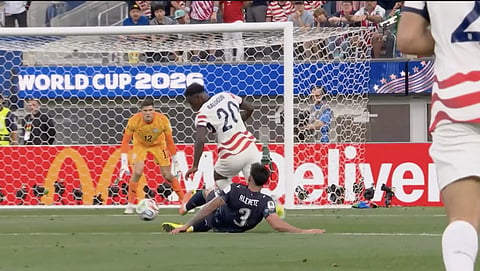 US gets electric win over Paraguay