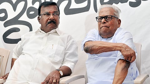 C Divakaran, VS