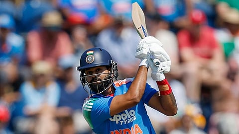 Shreyas Iyer batting