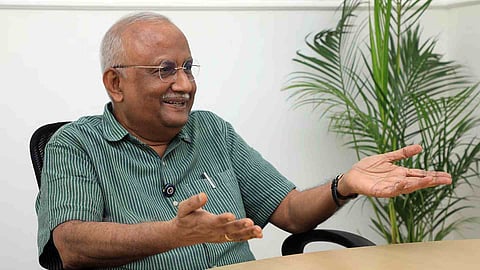 sm vijayanand