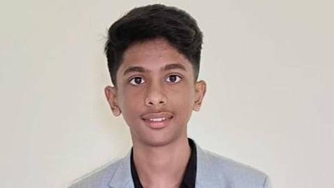  Aneeq Samprath
